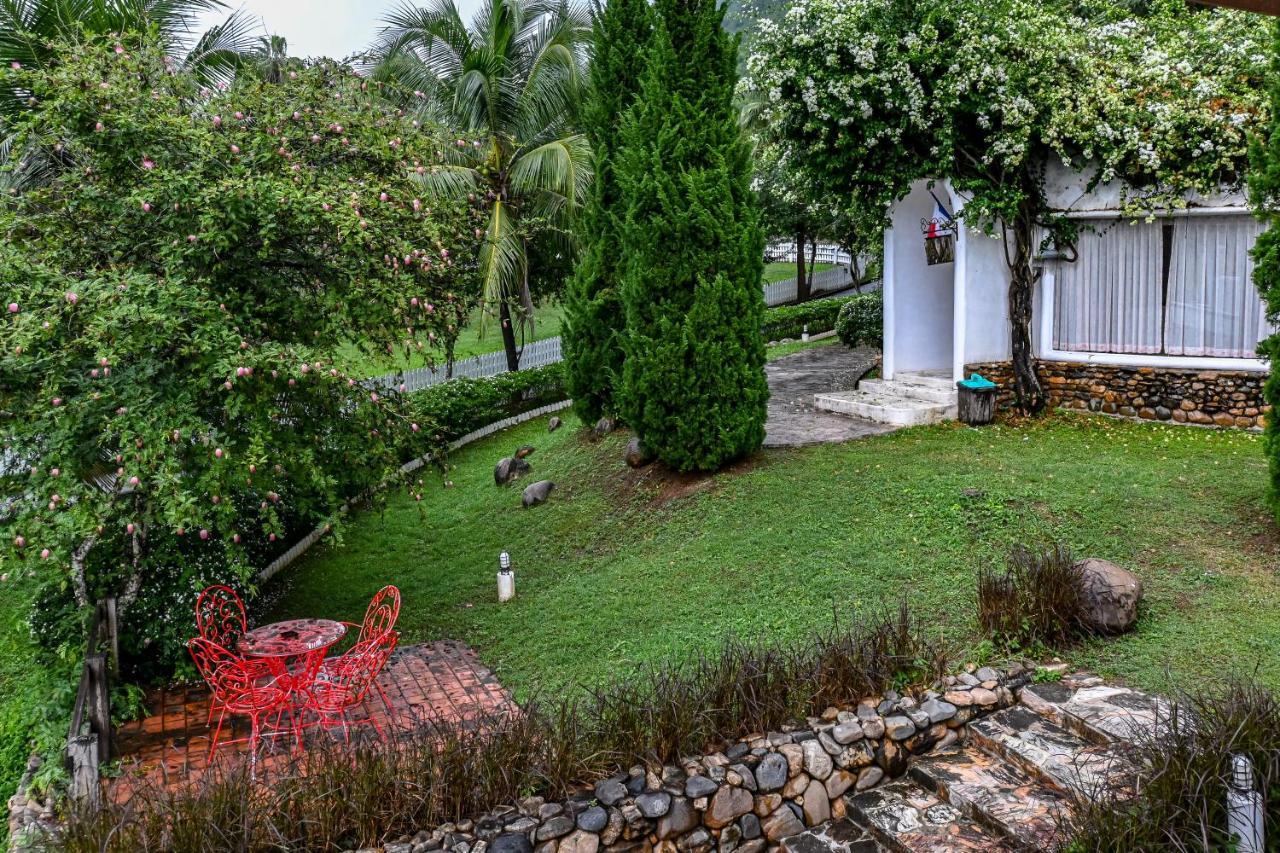 Swiss Valley Hip Resort Suan Phueng Luaran gambar