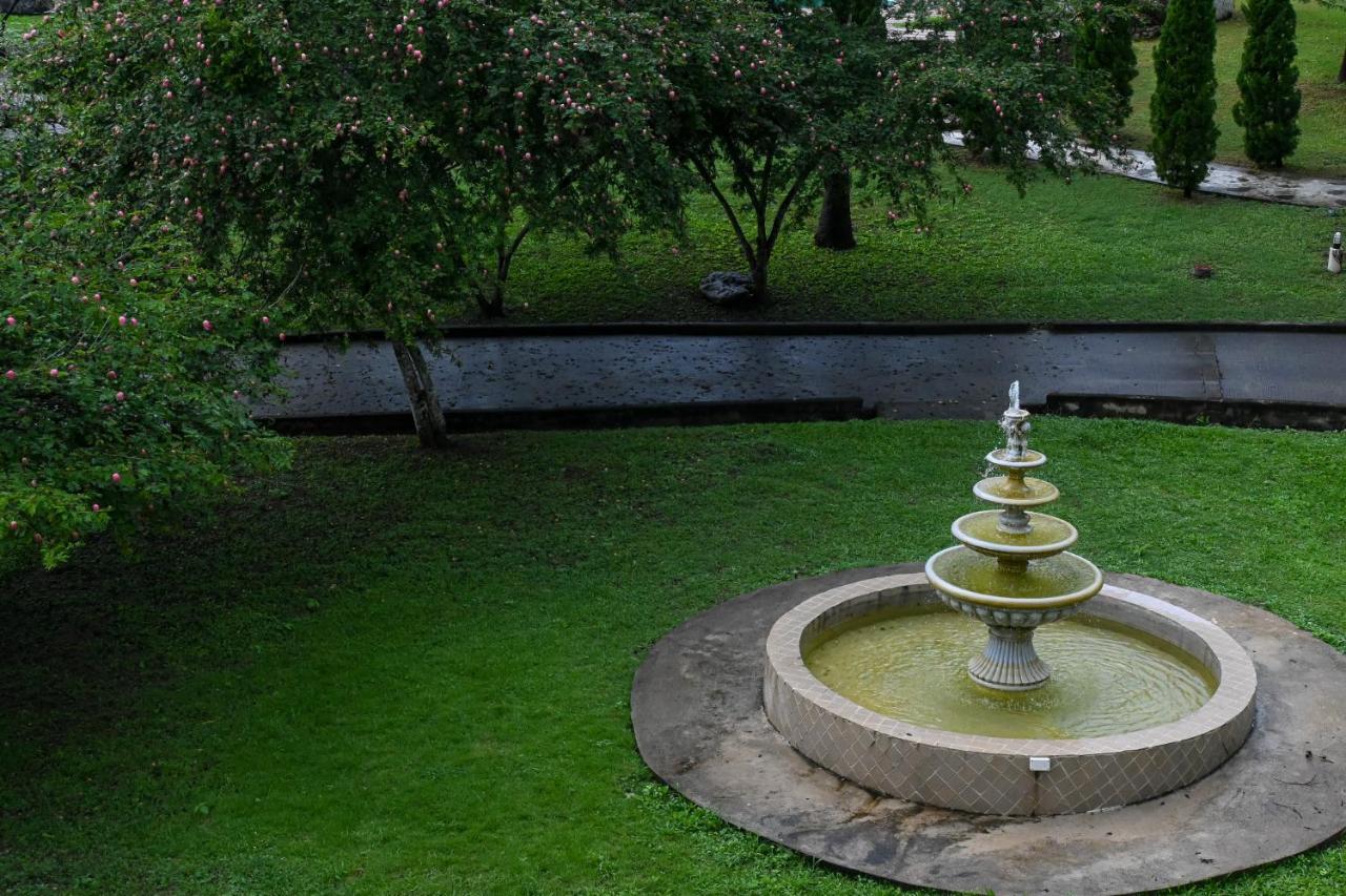Swiss Valley Hip Resort Suan Phueng Luaran gambar