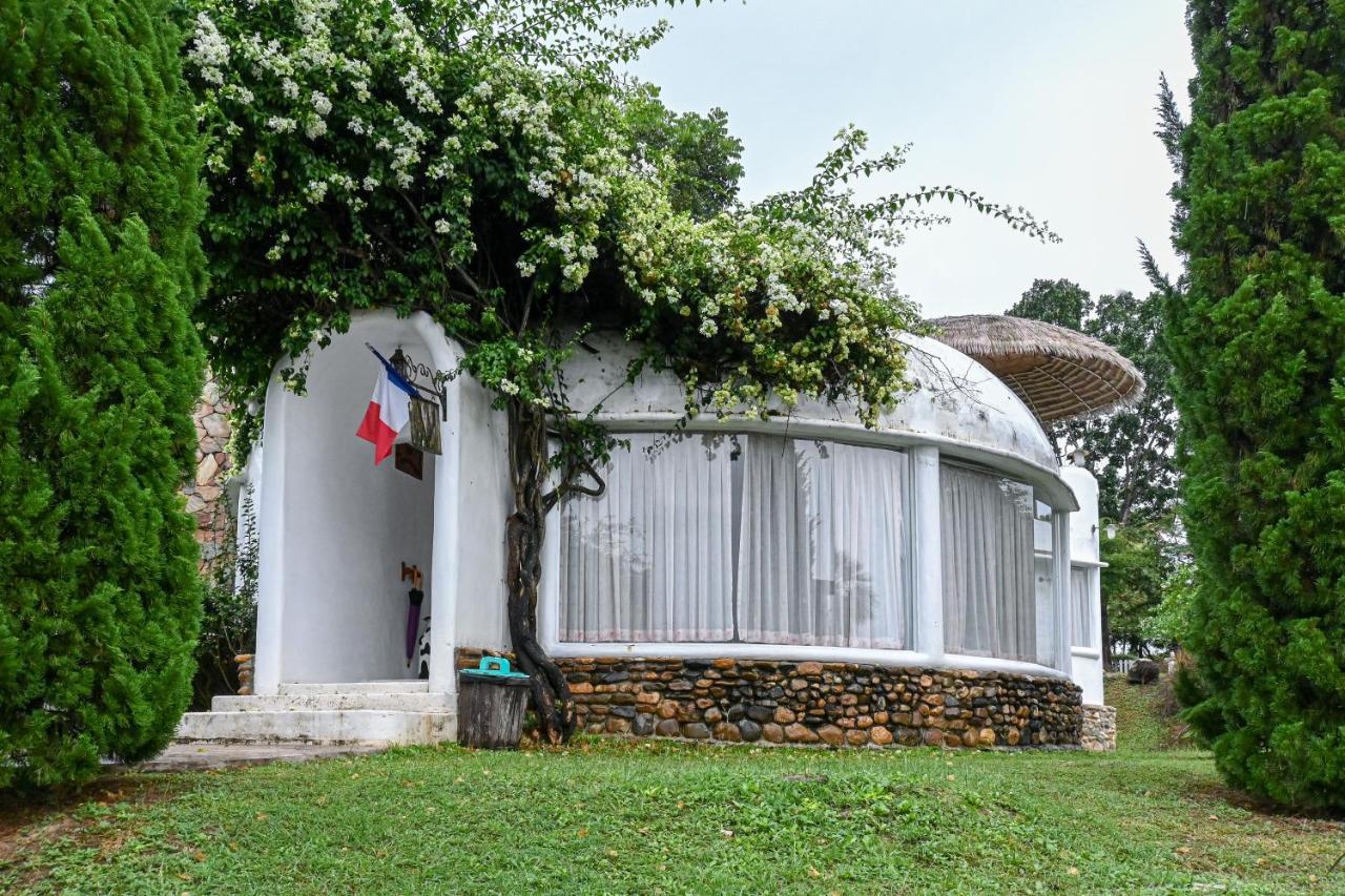 Swiss Valley Hip Resort Suan Phueng Luaran gambar